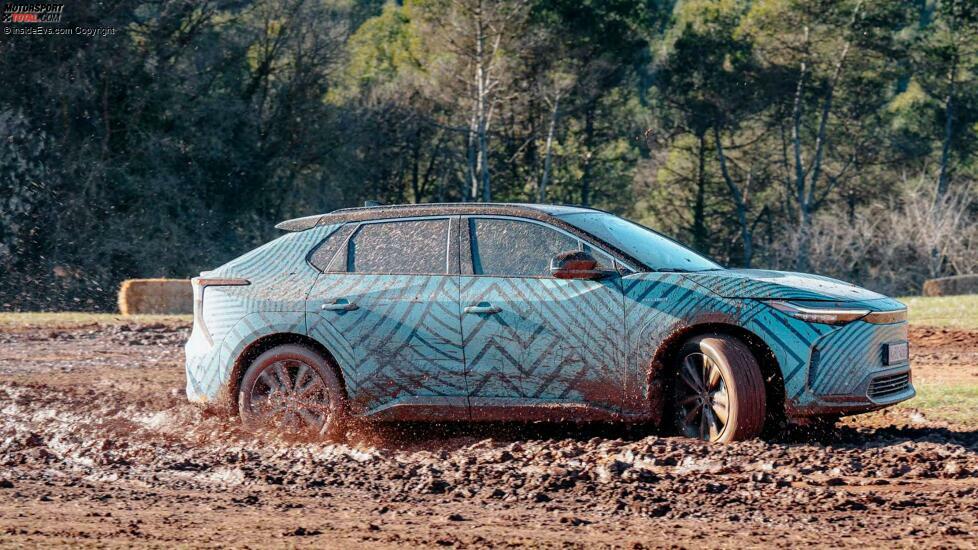 Toyota bZ4X (2022) Covered-Drive