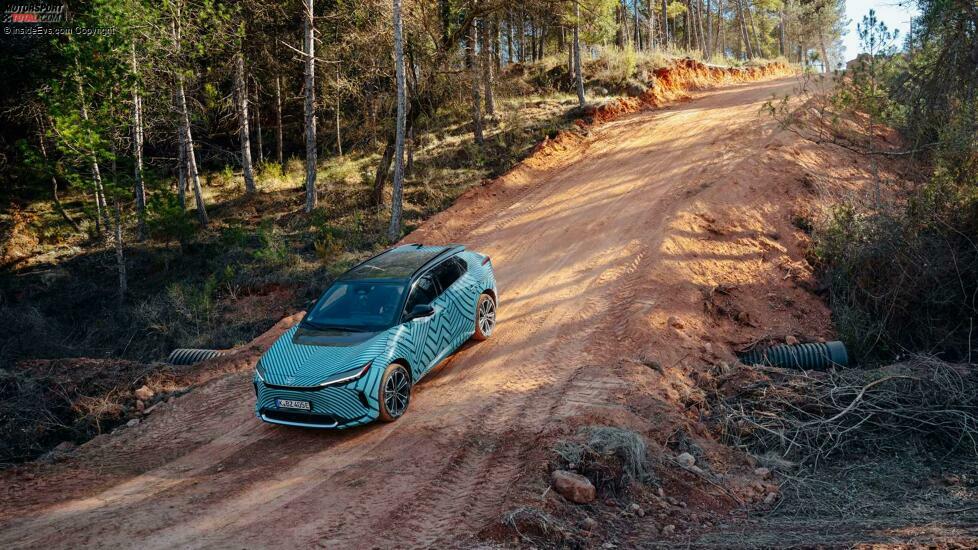 Toyota bZ4X (2022) Covered-Drive
