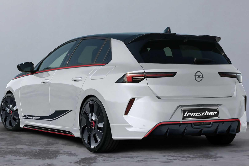 Zum Marktstart des neuen Opel Astra stellt der Tuner Irmscher bereits ein komplettes Individualisierungsprogramm vor