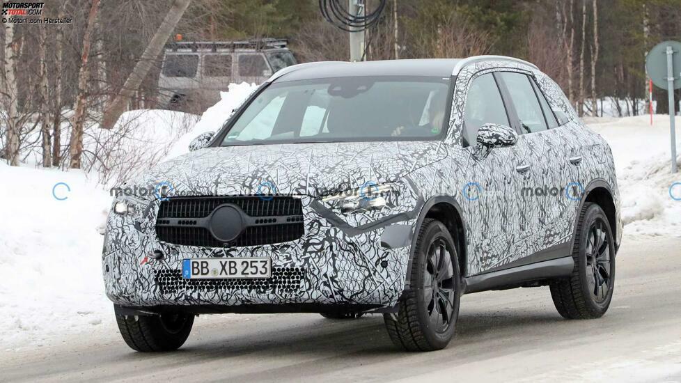 Mercedes GLC (2023) auf neuen Erlkönigbildern