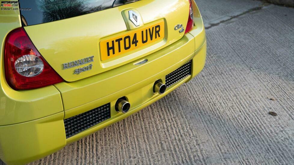 Renault Clio V6