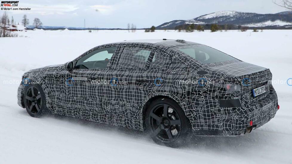 BMW M5 (2023) auf neuen Erlkönigfotos