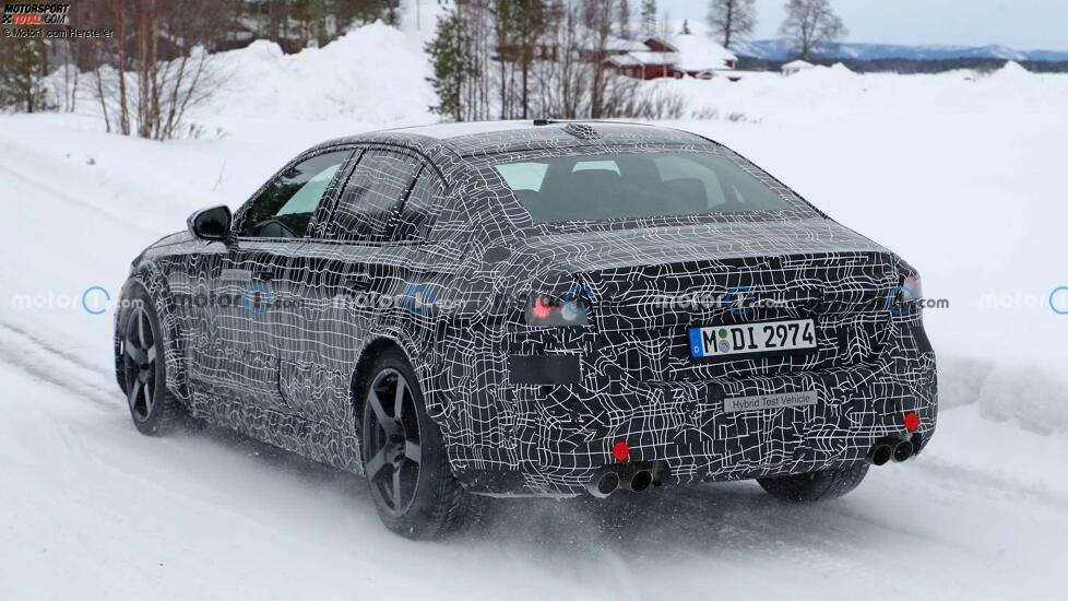 BMW M5 (2023) auf neuen Erlkönigfotos