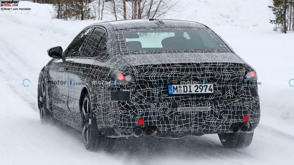 BMW M5 (2023) auf neuen Erlkönigfotos