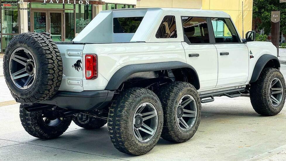 Apocalypse Dark Horse Ford Bronco 6X6