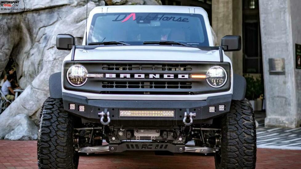 Apocalypse Dark Horse Ford Bronco 6X6