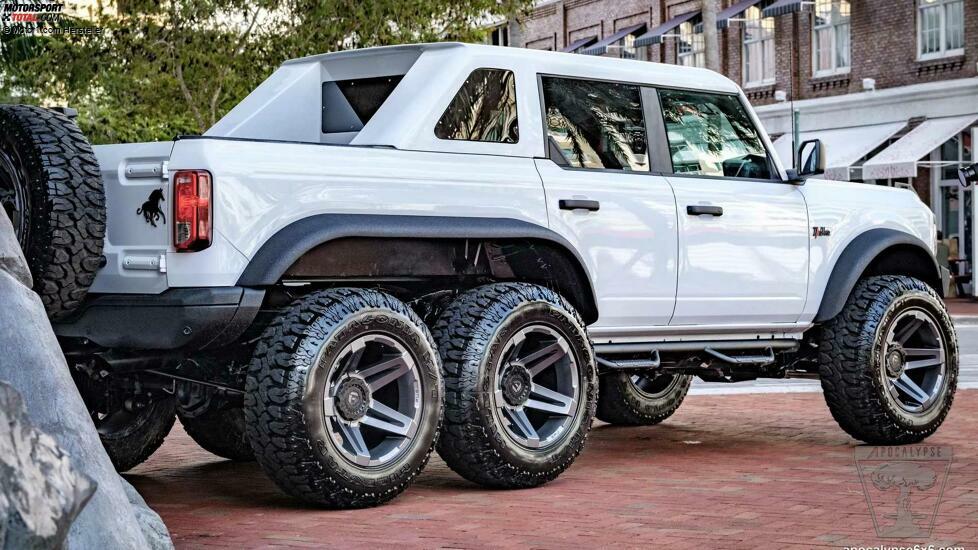Apocalypse Dark Horse Ford Bronco 6X6
