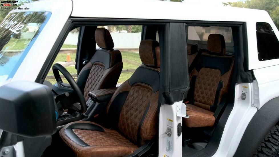 Apocalypse Dark Horse Ford Bronco 6X6
