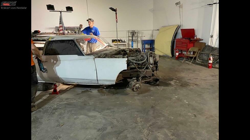Das längste Auto der Welt (Basis: Cadillac Eldorado)