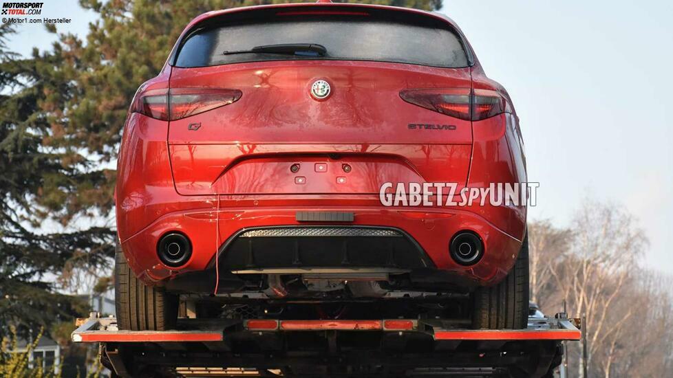 Alfa Romeo Stelvio Estrema (2022) Erlkönig