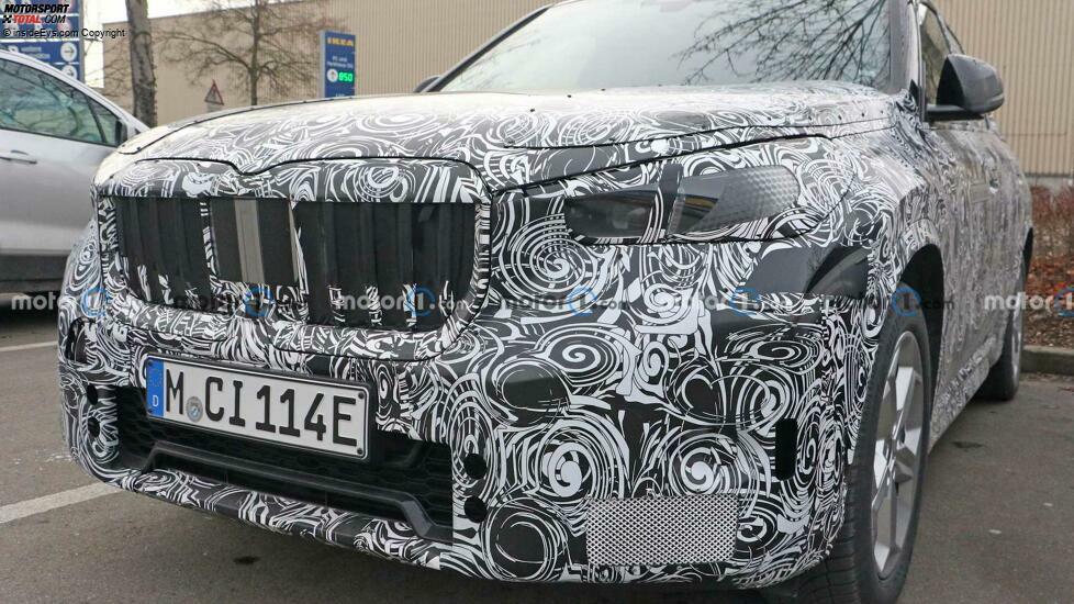 BMW iX1 (2022) auf neuen Erlkönigbildern plus Innenraum