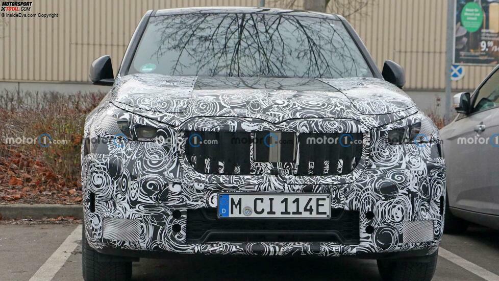 BMW iX1 (2022) auf neuen Erlkönigbildern plus Innenraum