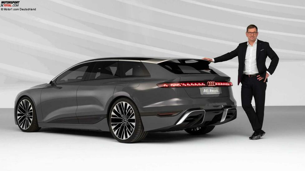 Audi A6 Avant e-tron Concept (2022) mit Audi-Chef Duesmann