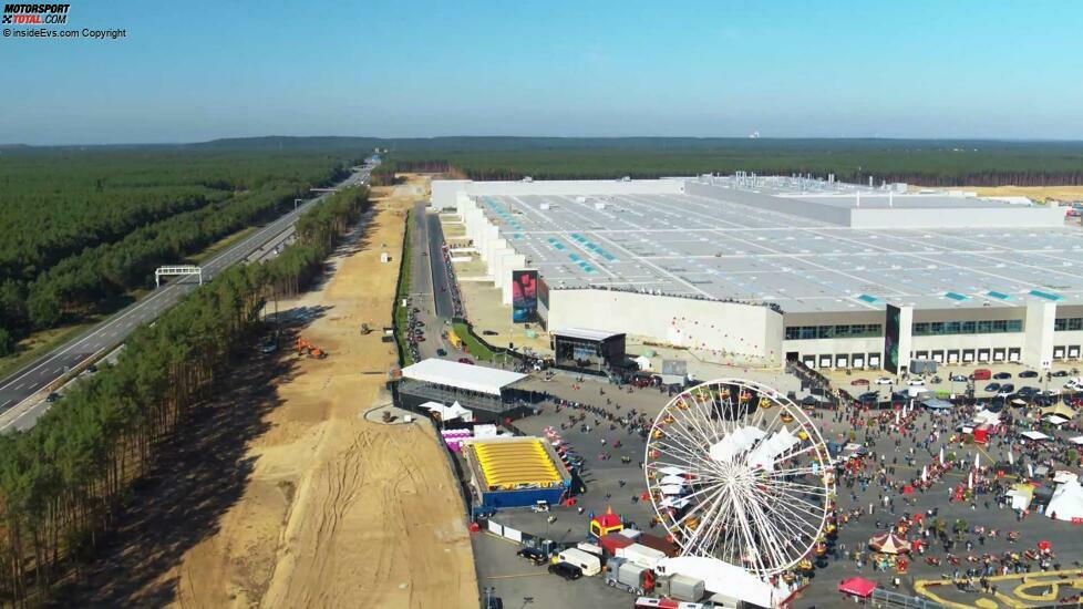 Tesla Giga Berlin: Gigafactory Berlin-Brandenburg County Fair (October 10, 2021)