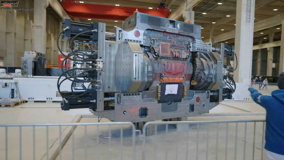 Tesla Giga Berlin: Gigafactory Berlin-Brandenburg County Fair (October 10, 2021)