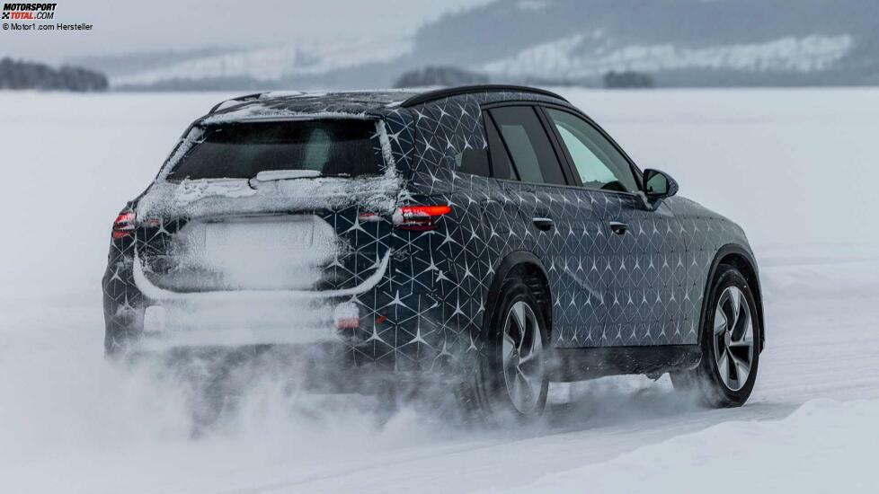 Mercedes GLC (2022) als Prototyp bei der Wintererprobung