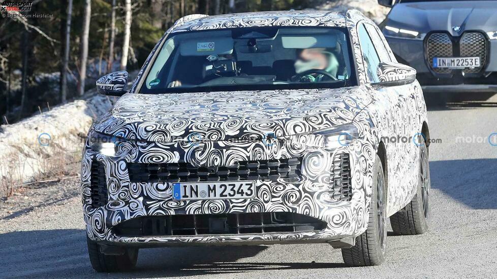 Audi Q5 (2023) erstmals als Erlkönig erwischt