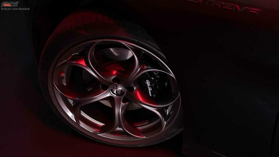 2023 Alfa Romeo Giulia Extrem