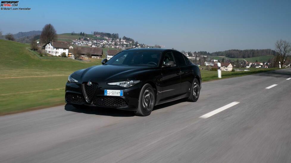 2023 Alfa Romeo Giulia Extrem