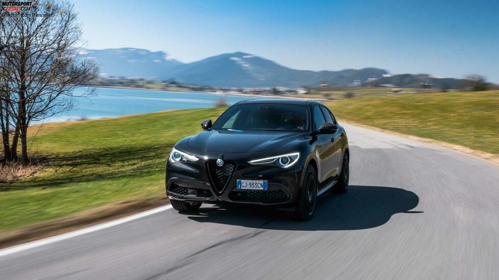 2023 Alfa Romeo Stelvio Extrem