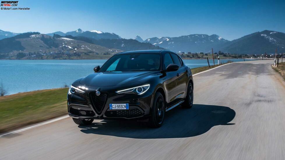2023 Alfa Romeo Stelvio Extrem
