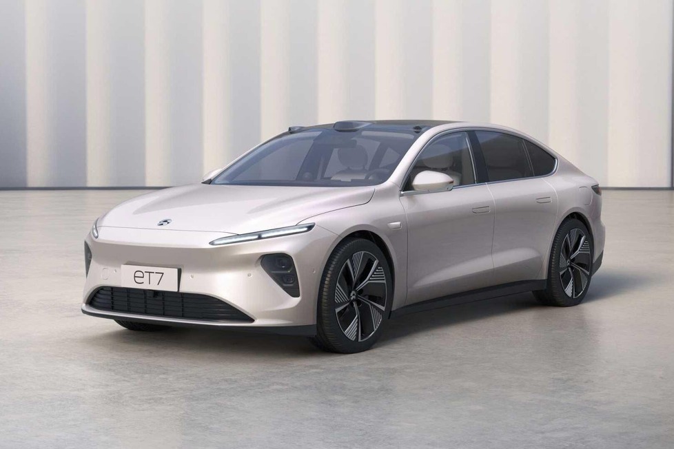 Die noble Fünf-Meter-Limousine startete am 28. März 2022