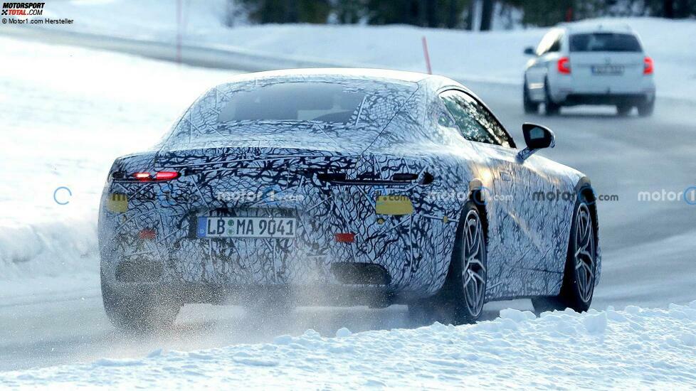 Mercedes-AMG GT Coupé (2023) auf ersten Erlkönigfotos