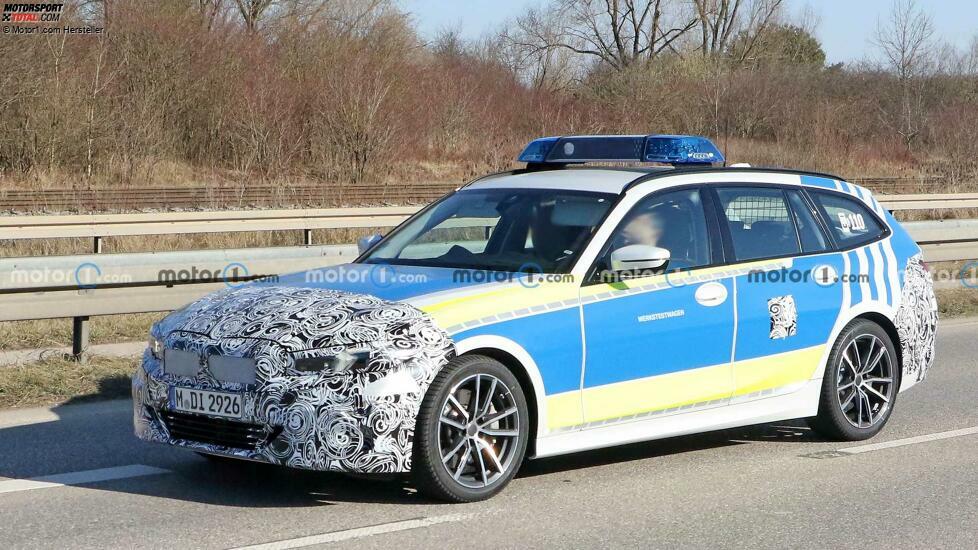 BMW 3er Touring LCI (2022) als deutsches Polizeiauto erwischt