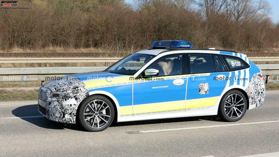 BMW 3er Touring LCI (2022) als deutsches Polizeiauto erwischt