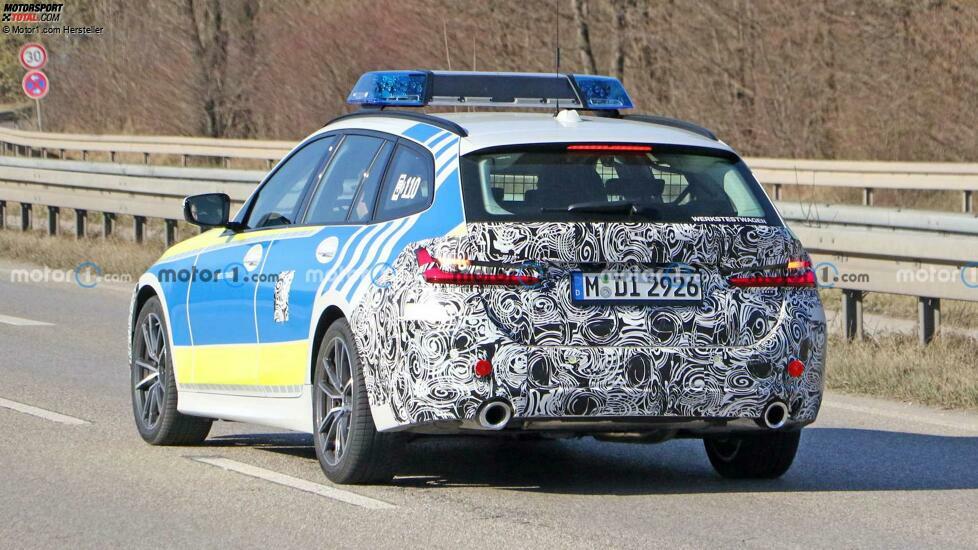 BMW 3er Touring LCI (2022) als deutsches Polizeiauto erwischt