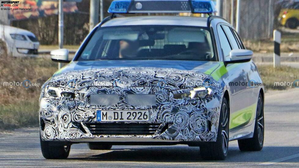 BMW 3er Touring LCI (2022) als deutsches Polizeiauto erwischt
