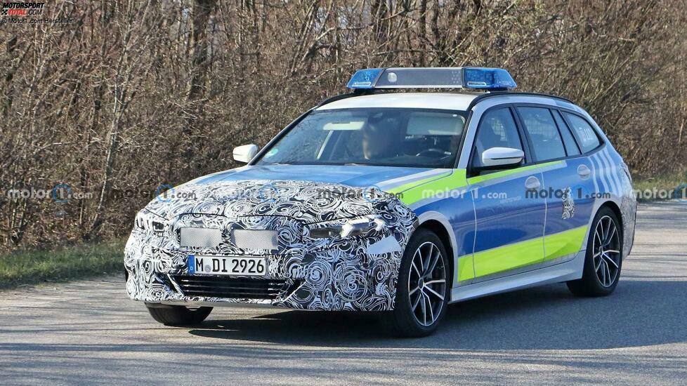 BMW 3er Touring LCI (2022) als deutsches Polizeiauto erwischt