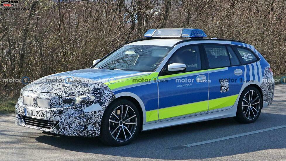 BMW 3er Touring LCI (2022) als deutsches Polizeiauto erwischt