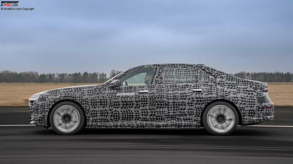 BMW i7 (2023) PreDrive