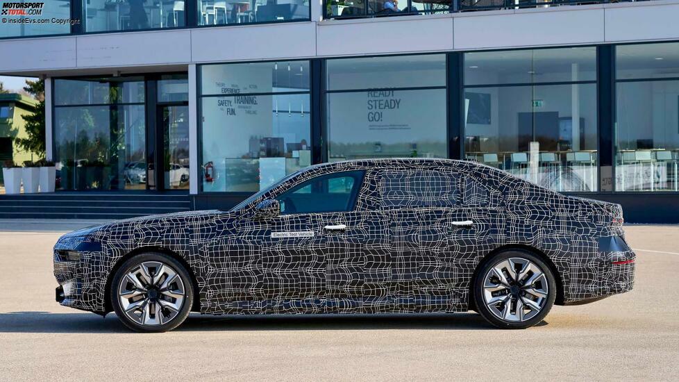 BMW i7 (2023) PreDrive