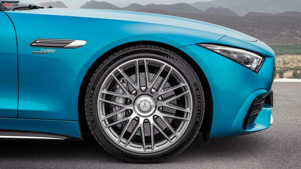 Mercedes-AMG SL43 (2023)