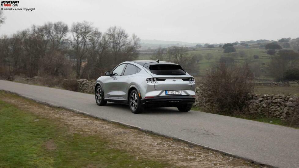 Ford Mustang Mach-E AWD (2021)