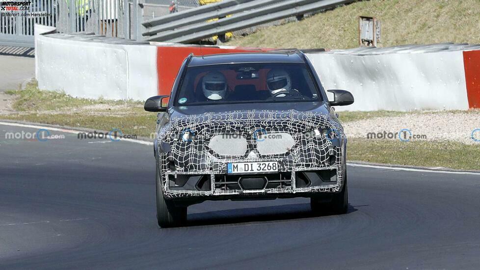 BMW X5 M (2023) als Erlkönig auf dem Nürburgring