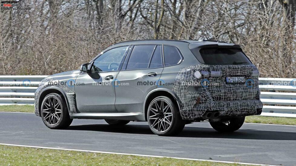 BMW X5 M (2023) als Erlkönig auf dem Nürburgring