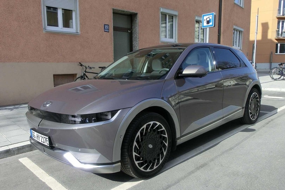 Auch der Mercedes EQS und der Audi e-tron GT konnten sich Preise sichern