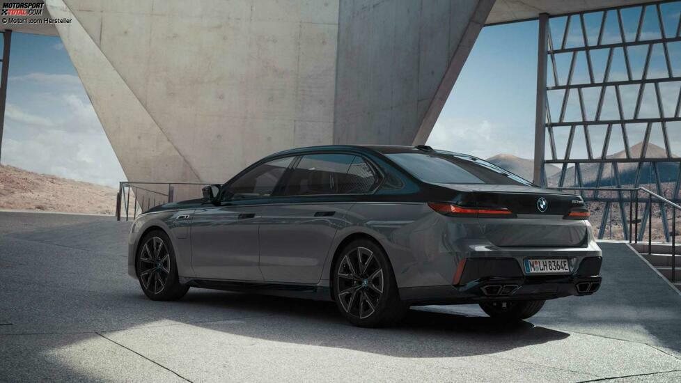 2022 BMW M760e xDrive