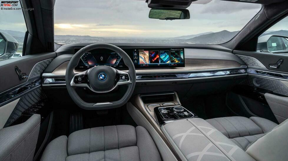 2022 BMW i7