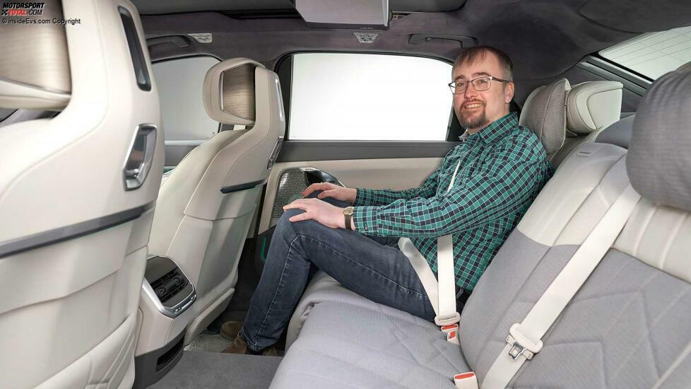2022 BMW i7