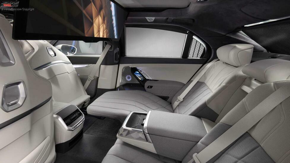 2022 BMW i7