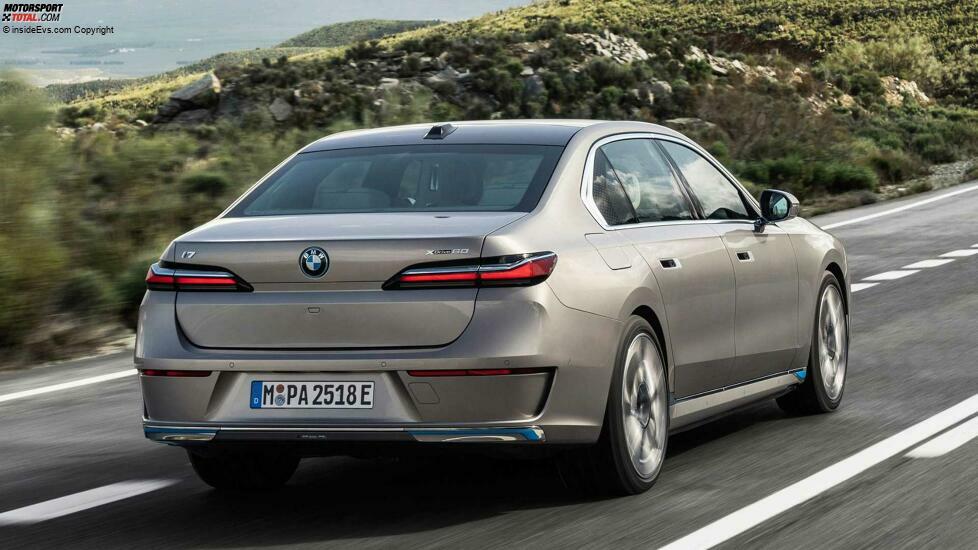 2022 BMW i7