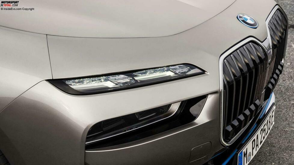 2022 BMW i7