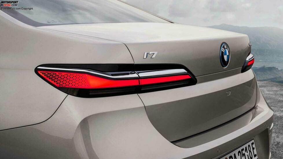 2022 BMW i7