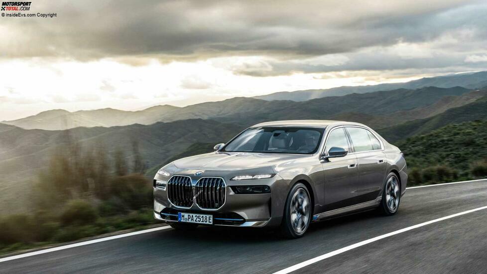 2022 BMW i7
