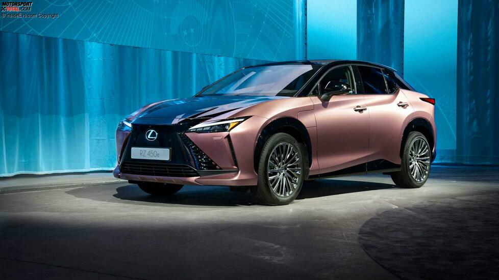 Lexus RZ 450e (2022)