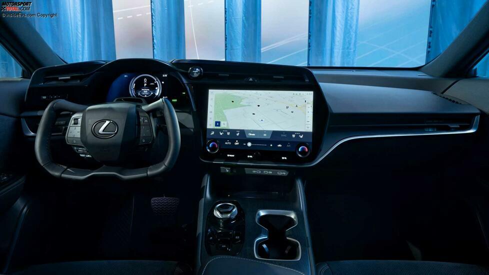 Lexus RZ 450e (2022)